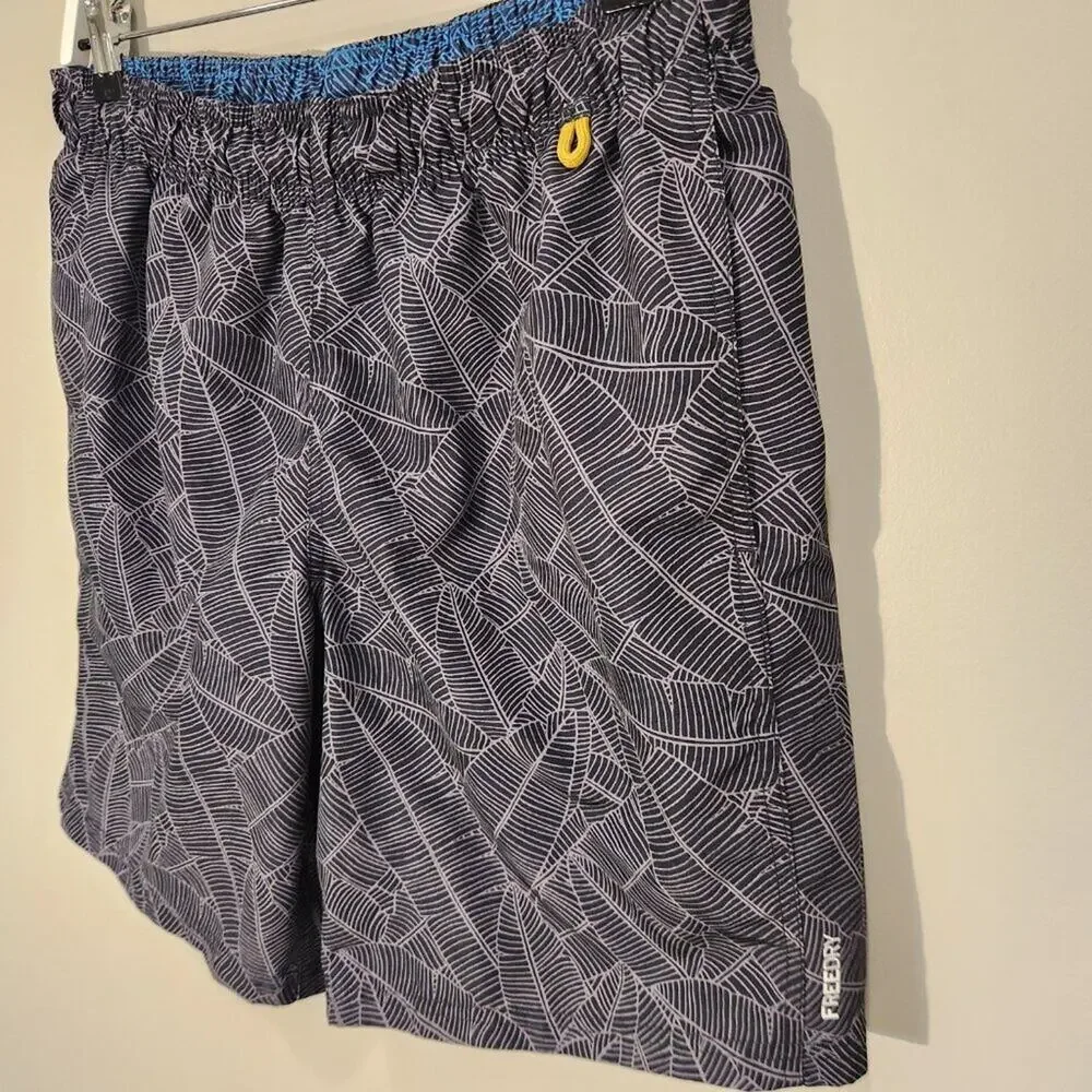 Eddie Bauer Men's FreeDry Swimming Trunk Shorts Lined with Pockets - Size M
